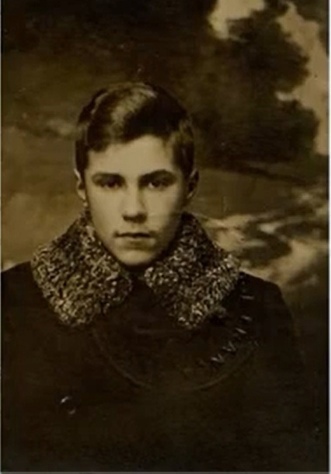 С.Н. Рерих. 1918 год. Стокгольм. Фото на документы.jpg